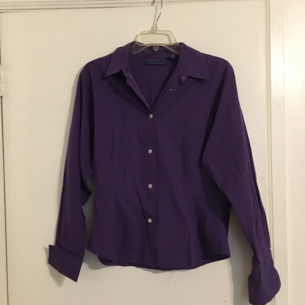 Karen Scott button up top